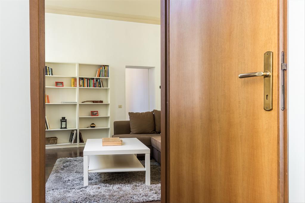 Palazzo Borghese Lovely Flat Rome Exterior photo